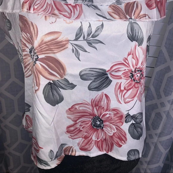 Multicolor floral pattern ruffle blouse - Picture 5 of 7